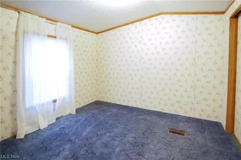 156 Oakwood Dr, Beloit, OH 44609 photo 22