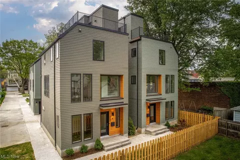 2467 Tremont Ave #D, Cleveland, OH 44113