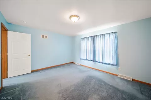 6037 Gerald Rd, Saybrook, OH 44004 photo 7