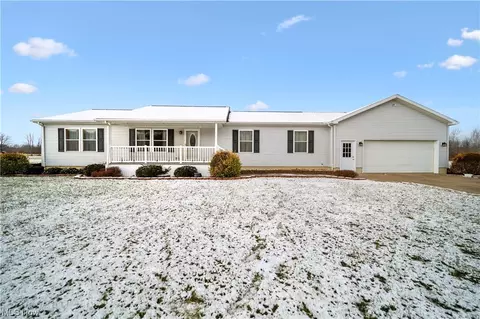 6037 Gerald Rd, Saybrook, OH 44004