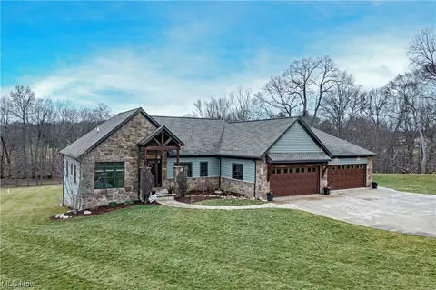 8804 Portage St NW, Massillon, OH 44646