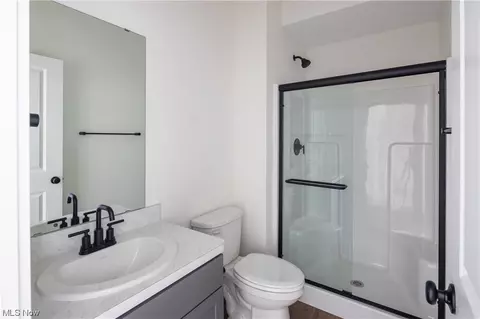 Bath - 9190 Ledge View Ter, Broadview Heights, OH 44147 photo 5 of 5
