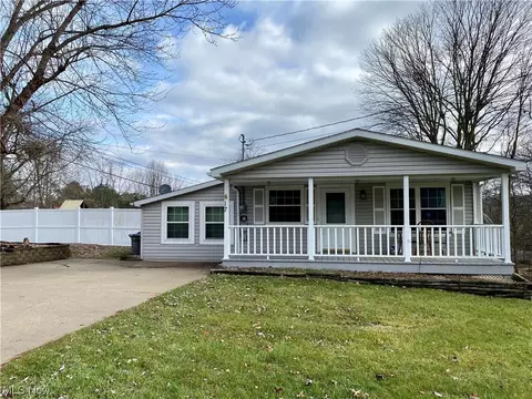 17 Colonel Phelps, Parkersburg, WV 26104