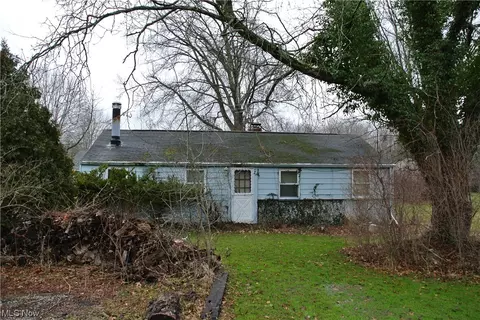 9577 N Marks Rd, Strongsville, OH 44149