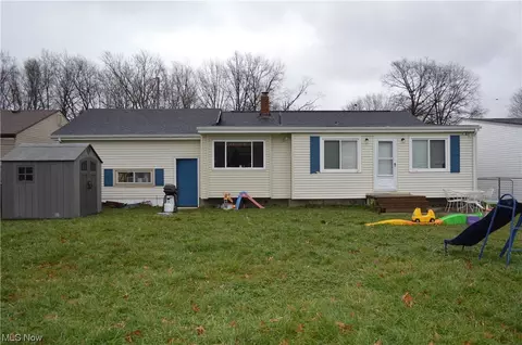 1505 Gladding Ave, Ashtabula, OH 44004 photo 2