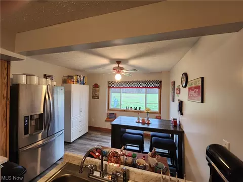 1505 Gladding Ave, Ashtabula, OH 44004 photo 8