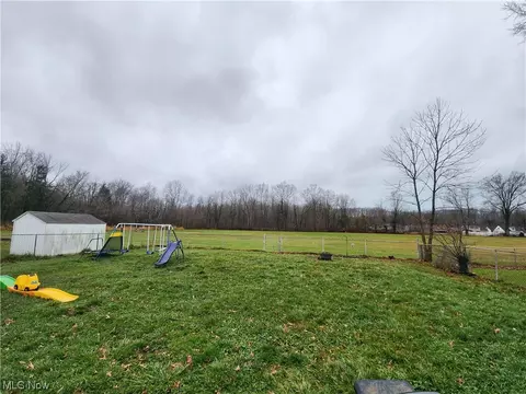 1505 Gladding Ave, Ashtabula, OH 44004 photo 16