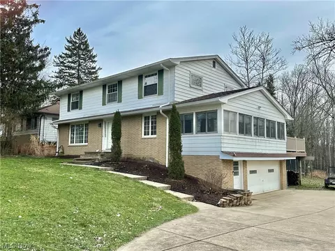 14224 Schreiber Rd, Maple Heights, OH 44137