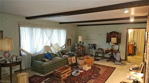 2835 Forest, Willoughby Hills, OH 44094 photo 2
