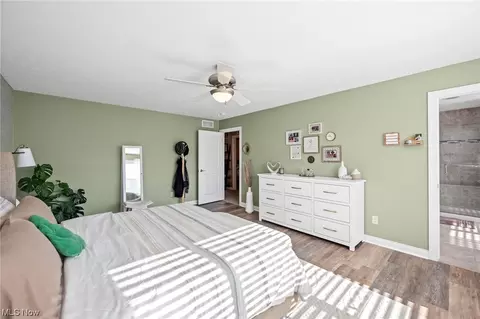 160 Larimar Dr, Willowick, OH 44095 photo 18