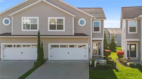 160 Larimar Dr, Willowick, OH 44095