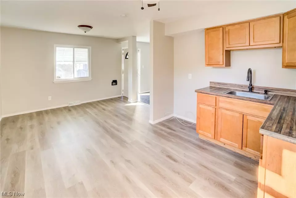 Kitchen - 4687 E 177th St, Cleveland, OH 44128 photo 3 of 3