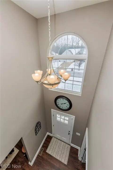 Entry Way - 4365 Apple Orch, Rootstown, OH 44272 photo 3 of 5