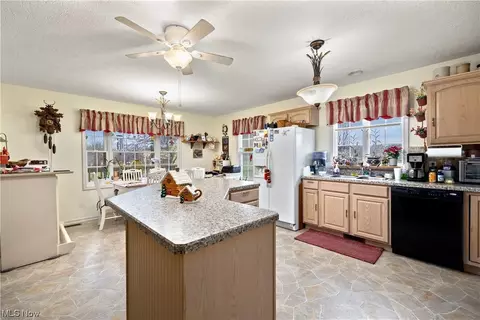 41038 Parsons Rd, Lagrange, OH 44050 photo 13