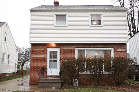 396 E 323rd St, Willowick, OH 44095