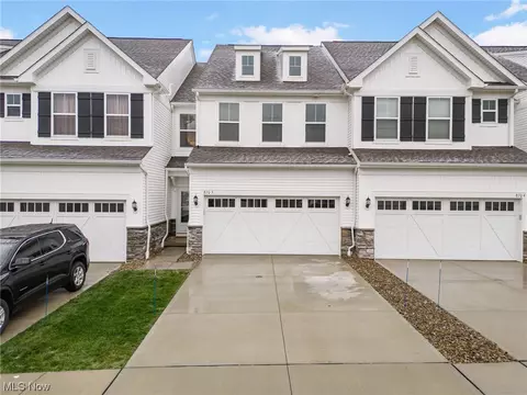 870 Dipper Ln # -3, Aurora, OH 44202