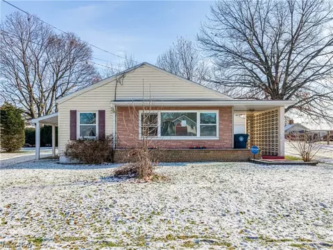 2495 Conrad, Akron, OH 44314
