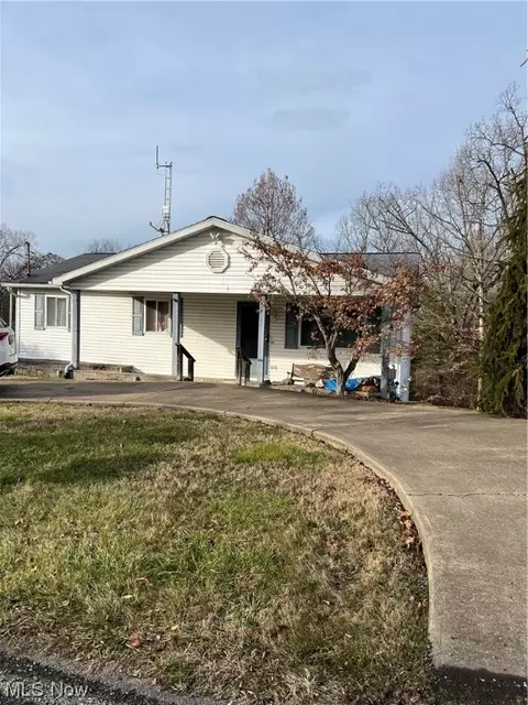 270 Rummer Rd, Marietta, OH 45750