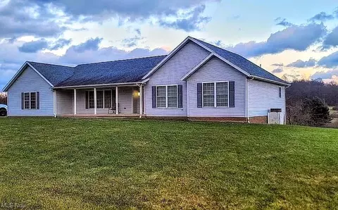 70765 Twin Beech Rd, Bridgeport, OH 43912