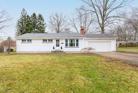 3925 Monaca Ave, Youngstown, OH 44511