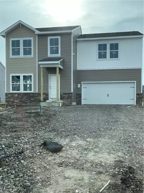 322 River Run Dr, Elyria, OH 44035