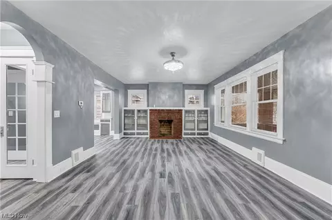 17225 Libby Rd, Maple Heights, OH 44137 photo 18