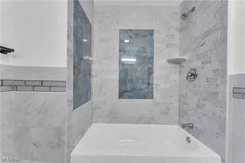 17225 Libby Rd, Maple Heights, OH 44137 photo 30