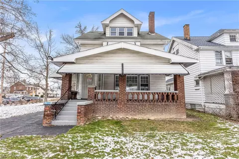 17225 Libby Rd, Maple Heights, OH 44137