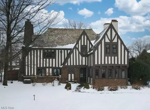 3103 Kingsley Rd, Shaker Heights, OH 44122