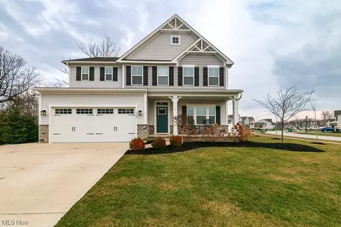 1718 Beth Page Ln, Painesville, OH 44077
