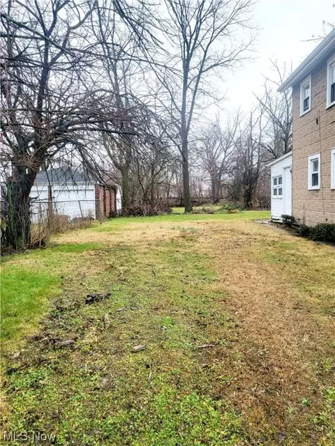 734 F, Lorain, OH 44052 photo 4
