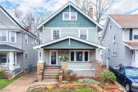 1271 Hall Ave, Lakewood, OH 44107