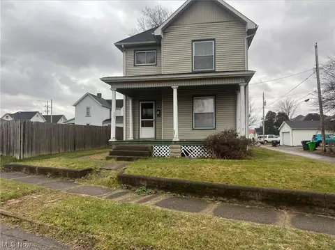 307 Mcclain, Coshocton, OH 43812