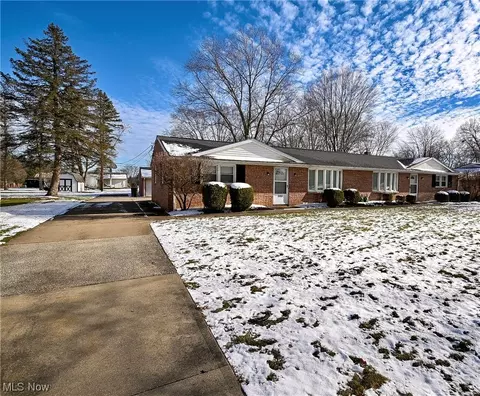 5402 Market Ave N, Canton, OH 44714