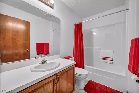 6905 Karen Dr, Seven Hills, OH 44131 photo 23