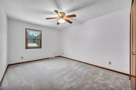 6905 Karen Dr, Seven Hills, OH 44131 photo 19