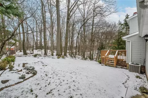 6905 Karen Dr, Seven Hills, OH 44131 photo 29
