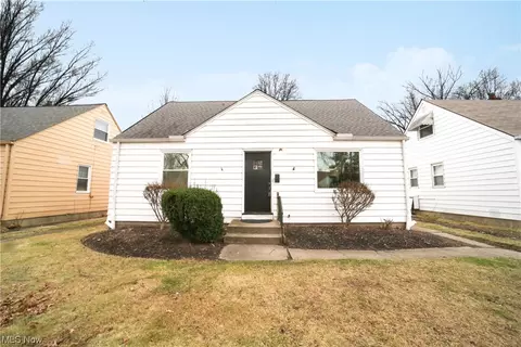 25701 Briardale Ave, Euclid, OH 44132