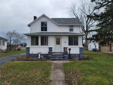 553 Adams Ave, Huron, OH 44839