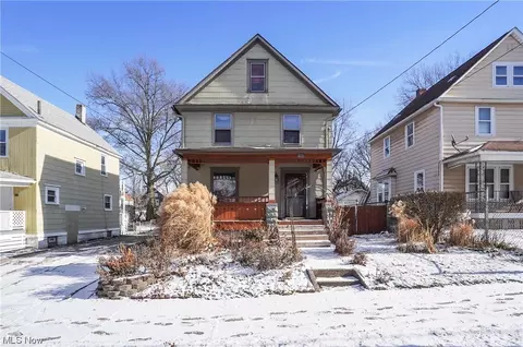 805 Beardsley, Akron, OH 44311