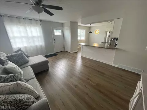 17465 Mallard Ct, Lagrange, OH 44050 photo 5