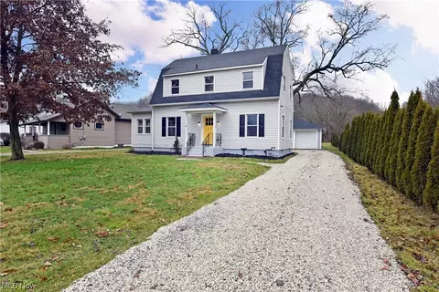 7492 S Cleveland Massillon, Clinton, OH 44216