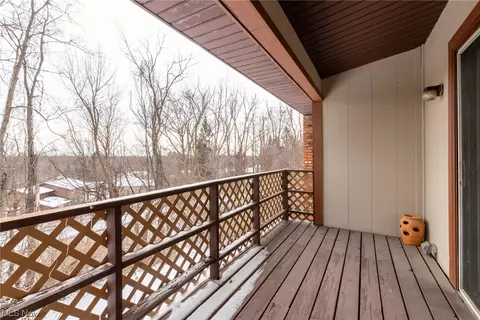 Exterior - 5760 Skyview Dr, Solon, OH 44139 photo 6 of 8