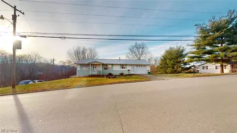 2104 Nash St, Parkersburg, WV 26101