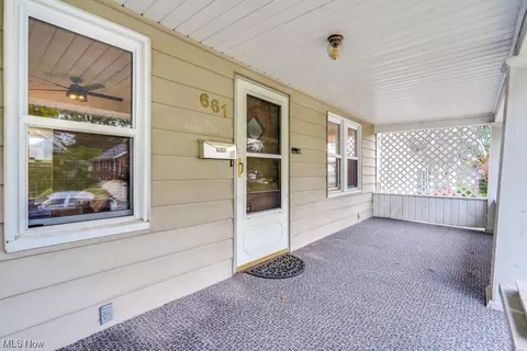661 Ranney St, Akron, OH 44310 photo 17