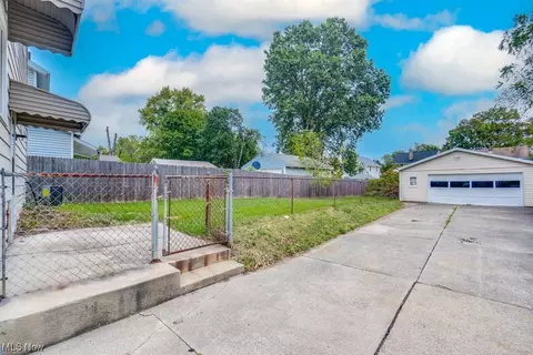 661 Ranney St, Akron, OH 44310 photo 19