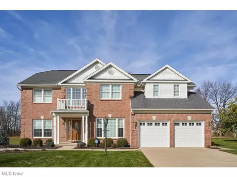 554 Brookstone Ct, Copley, OH 44321