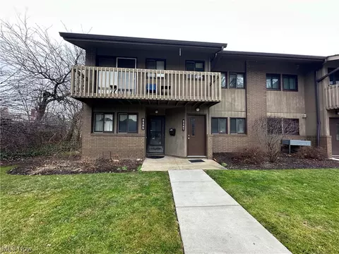 2485 Euclid Heights Blvd, Cleveland Heights, OH 44106
