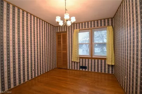 200 Eldred, Bedford, OH 44146 photo 13