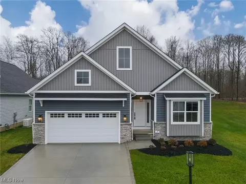 6123 Grey Heron Dr, Medina, OH 44256